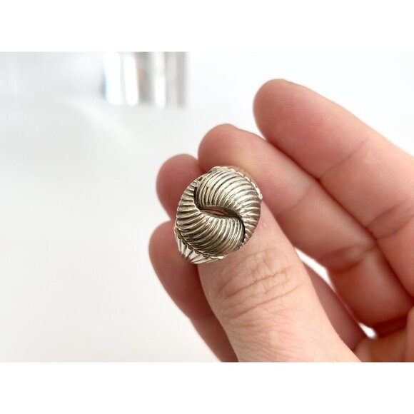 Modernist Fluted | Ridged Spiral Knot 925 Sterling Silver Vintage Ring - sz 8.25 - Picture 10 of 13